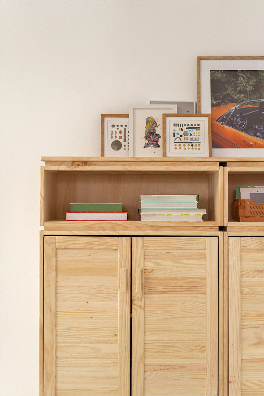 Imagen de ambiente 4 para:Armario bajo de madera natural